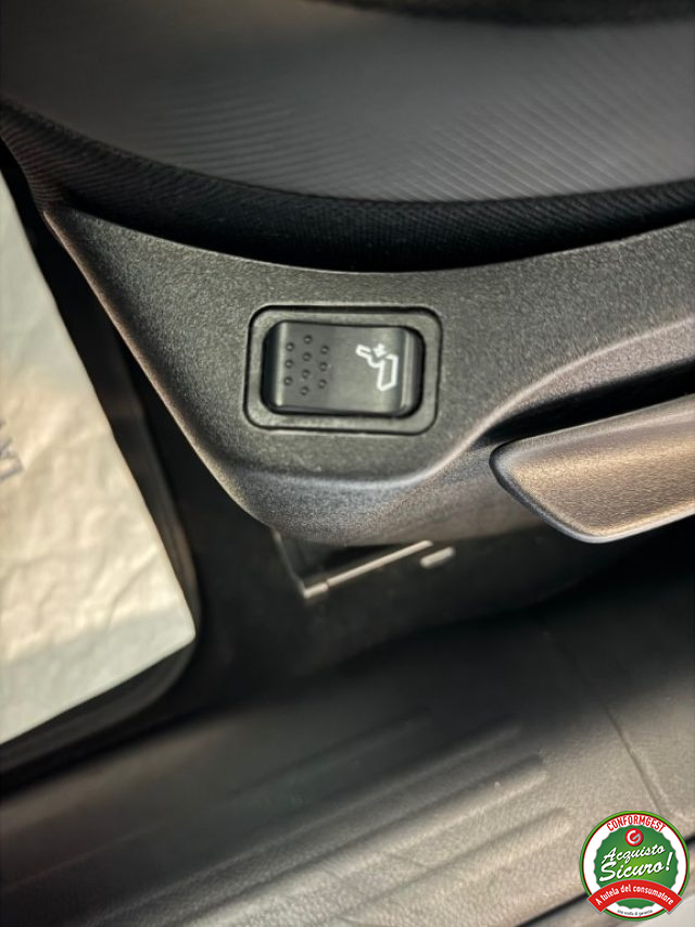 JEEP Renegade usata, con USB