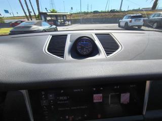 PORSCHE Macan usata, con Airbag testa