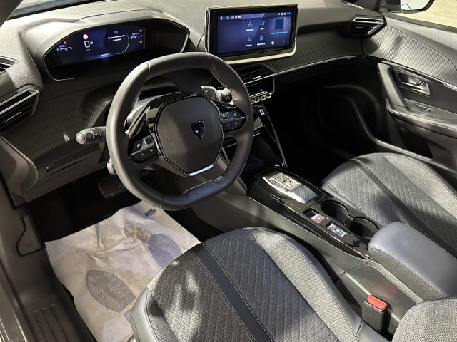PEUGEOT 2008 usata, con Chiusura centralizzata