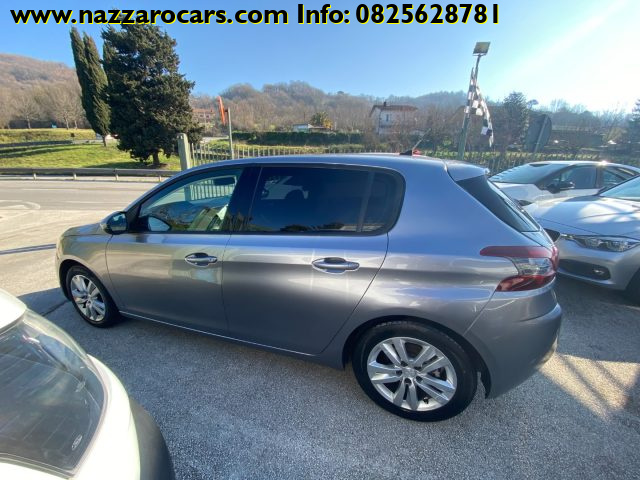 PEUGEOT 308 usata, con Volante in pelle