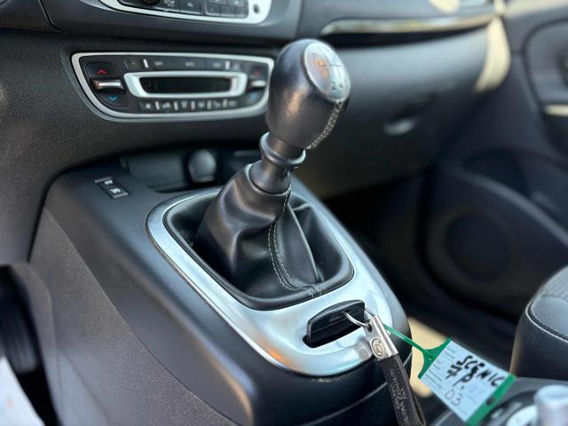 RENAULT Scenic usata, con Chiusura centralizzata