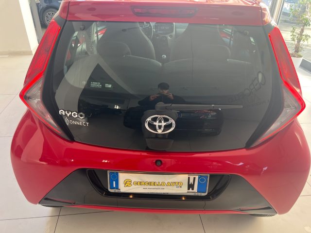 TOYOTA Aygo usata, con Controllo automatico clima