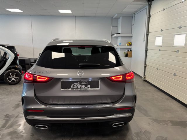 MERCEDES-BENZ GLA 180 usata, con Alzacristalli elettrici