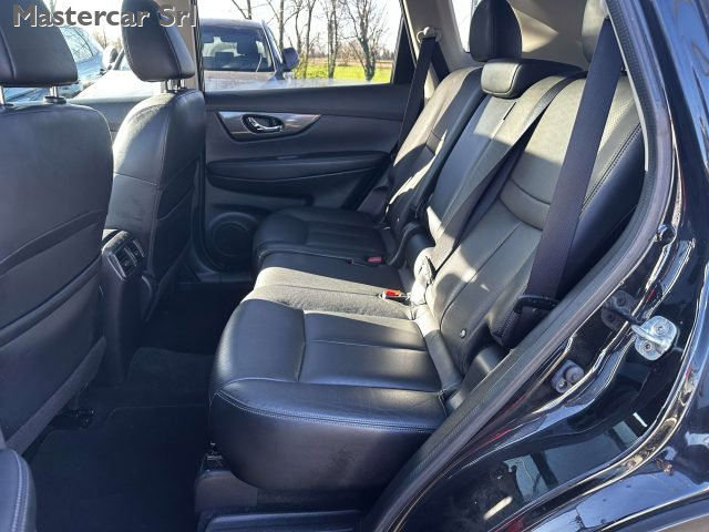 NISSAN X-Trail usata, con Park Distance Control