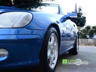 MERCEDES-BENZ SLK 200 usata, con Specchietti laterali elettrici