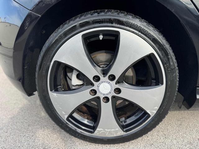 MERCEDES-BENZ A 180 usata, con Fari LED