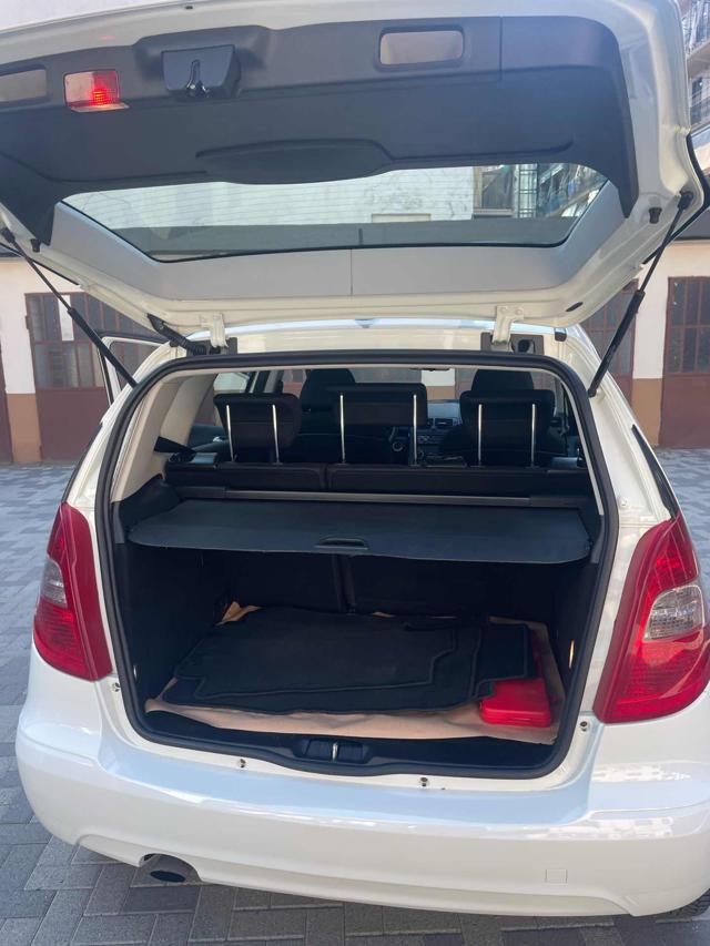 MERCEDES-BENZ A 160 usata 13