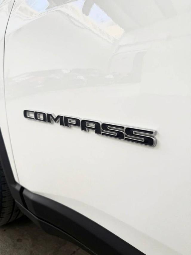 JEEP Compass usata, con Sensori di parcheggio anteriori