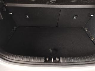 KIA Rio usata, con Sedile posteriore sdoppiato