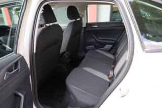 VOLKSWAGEN Taigo usata, con Autoradio