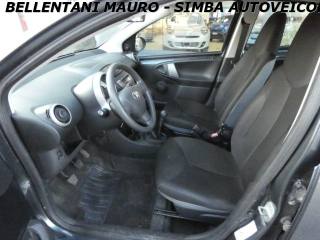 TOYOTA Aygo usata, con Sistema di navigazione