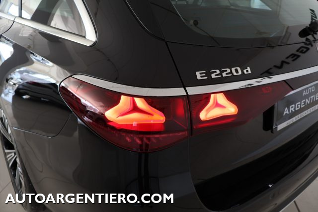MERCEDES-BENZ E 220 usata, con Sensore di pioggia