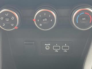 RENAULT Clio usata, con Specchietti laterali elettrici