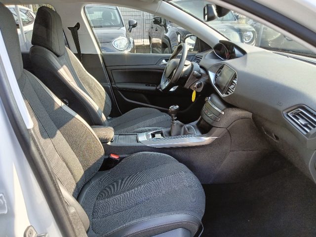 PEUGEOT 308 usata, con Bracciolo