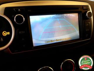 TOYOTA Yaris usata, con Volante multifunzione