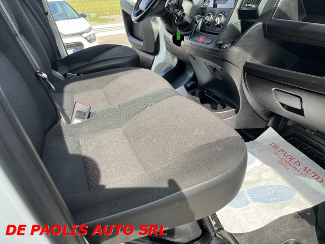 PEUGEOT Boxer usata, con Park Distance Control