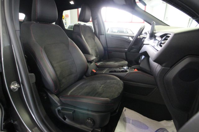 FORD Kuga usata, con Sistema di navigazione