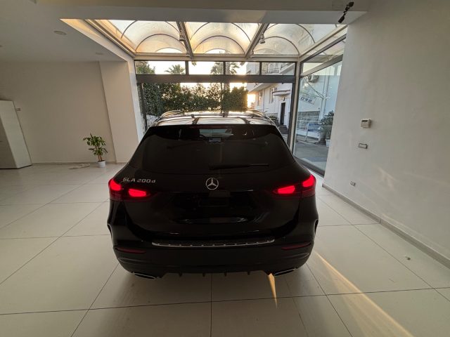 MERCEDES-BENZ GLA 200 usata, con Vetri oscurati