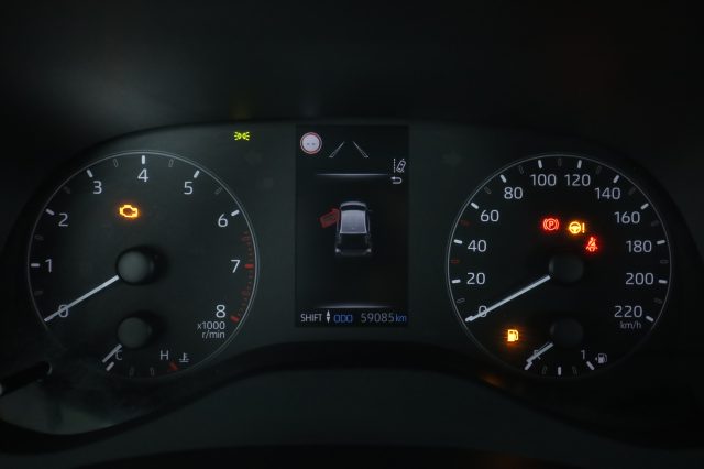 TOYOTA Yaris usata 6