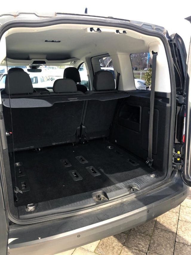 VOLKSWAGEN Caddy usata 37