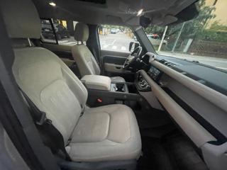 LAND ROVER Defender usata, con Fari full-led