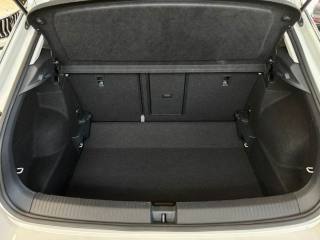 VOLKSWAGEN T-Roc usata, con Volante in pelle