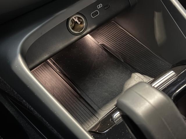 VOLVO XC40 usata, con Volante in pelle