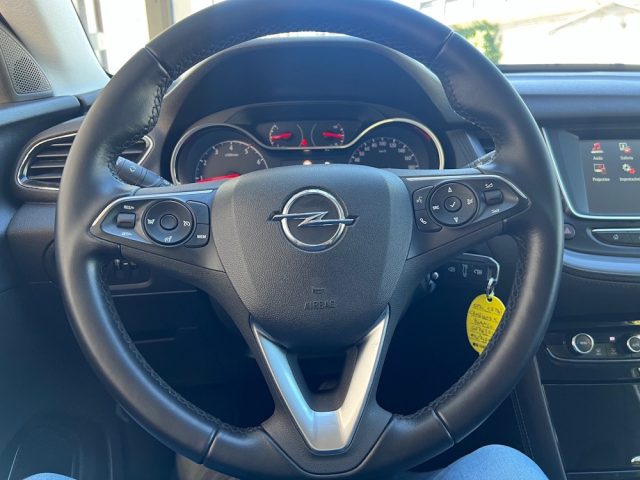 OPEL Grandland X usata, con Sedile posteriore sdoppiato