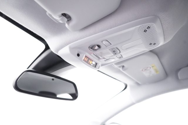 OPEL Corsa usata, con Autoradio digitale