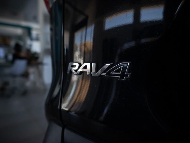 TOYOTA RAV 4 usata, con Climatizzatore
