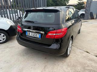 MERCEDES-BENZ B 180 usata, con Airbag laterali