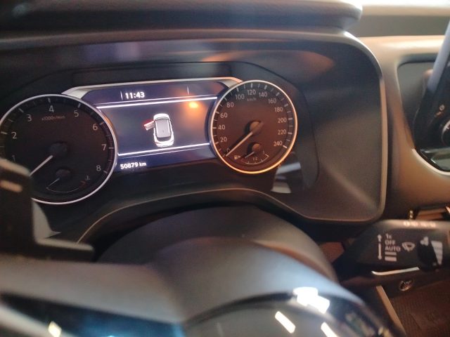 NISSAN Qashqai usata, con Fari LED