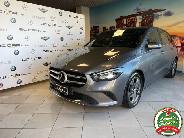 MERCEDES-BENZ B 180 usata, con Touch screen
