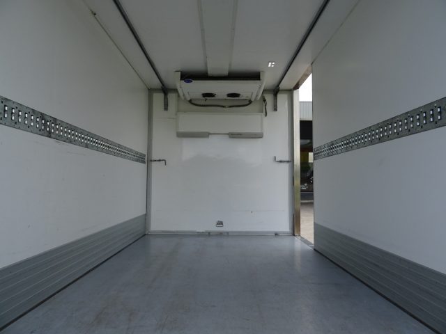 OPEL Movano usata, con Autoradio digitale