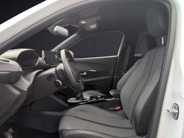 PEUGEOT 2008 usata, con Volante in pelle