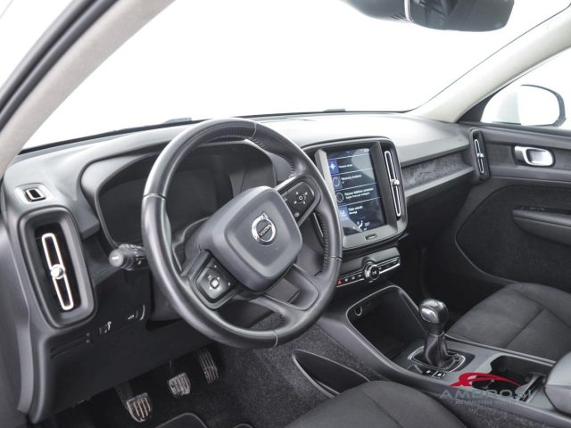 VOLVO XC40 usata 7
