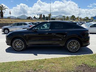 PORSCHE Cayenne usata, con Autoradio