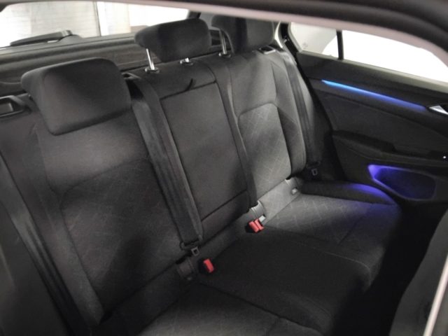 VOLKSWAGEN Golf usata, con ESP