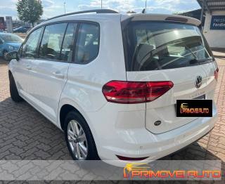 VOLKSWAGEN Touran usata, con Cruise Control