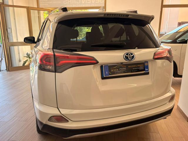 TOYOTA RAV 4 MY23 usata, con Chiusura centralizzata