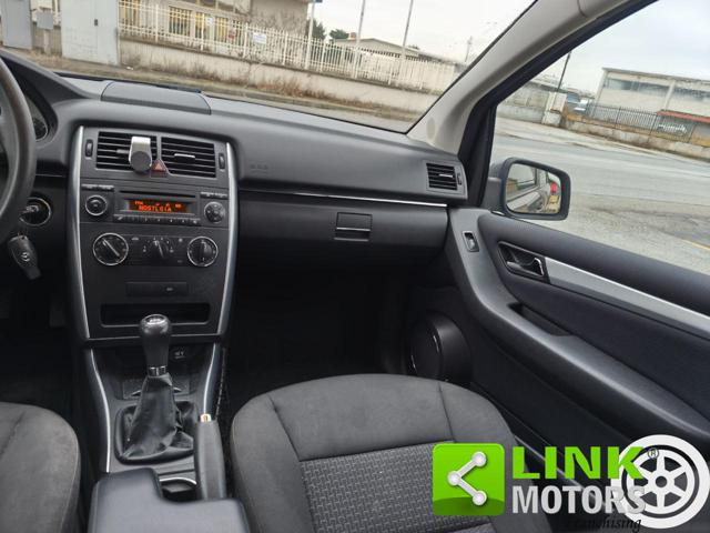 MERCEDES-BENZ B 180 usata, con Servosterzo