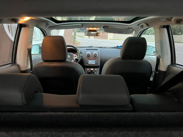 NISSAN Qashqai usata, con Controllo automatico clima