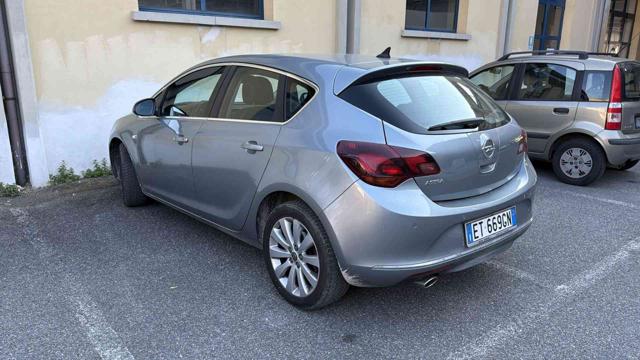 OPEL Astra usata, con Airbag laterali