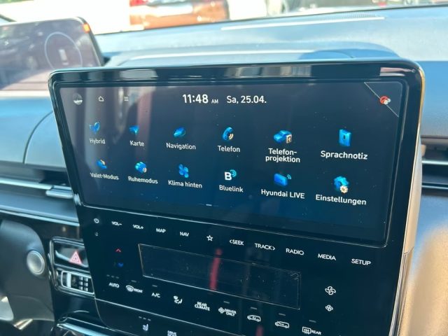 HYUNDAI Staria usata, con Vivavoce