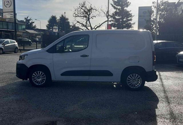 PEUGEOT Partner usata, con Autoradio digitale