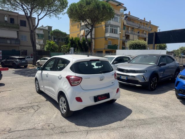 HYUNDAI i10 usata, con Alzacristalli elettrici