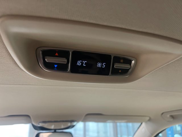 MERCEDES-BENZ V 250 usata, con Controllo automatico clima
