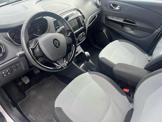 RENAULT Captur usata, con Alzacristalli elettrici