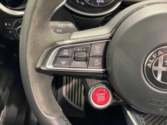 ALFA ROMEO Stelvio usata, con Autoradio digitale