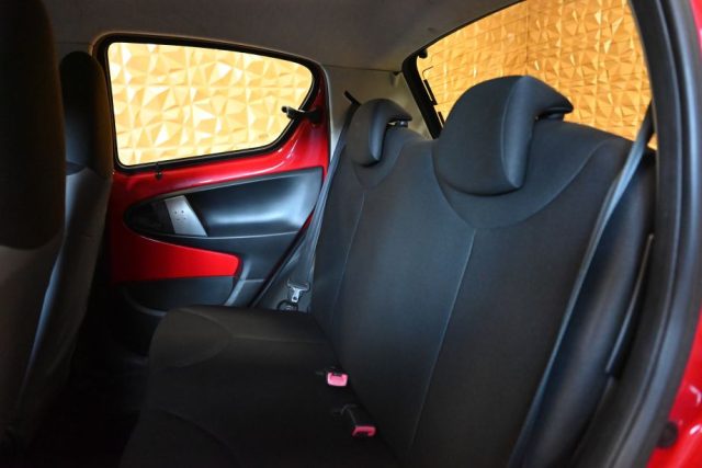 TOYOTA Aygo usata 28